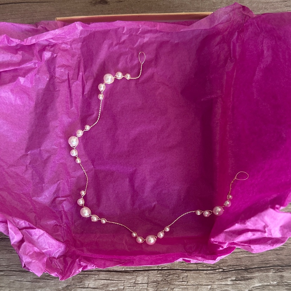 Elegant Pearl Headband